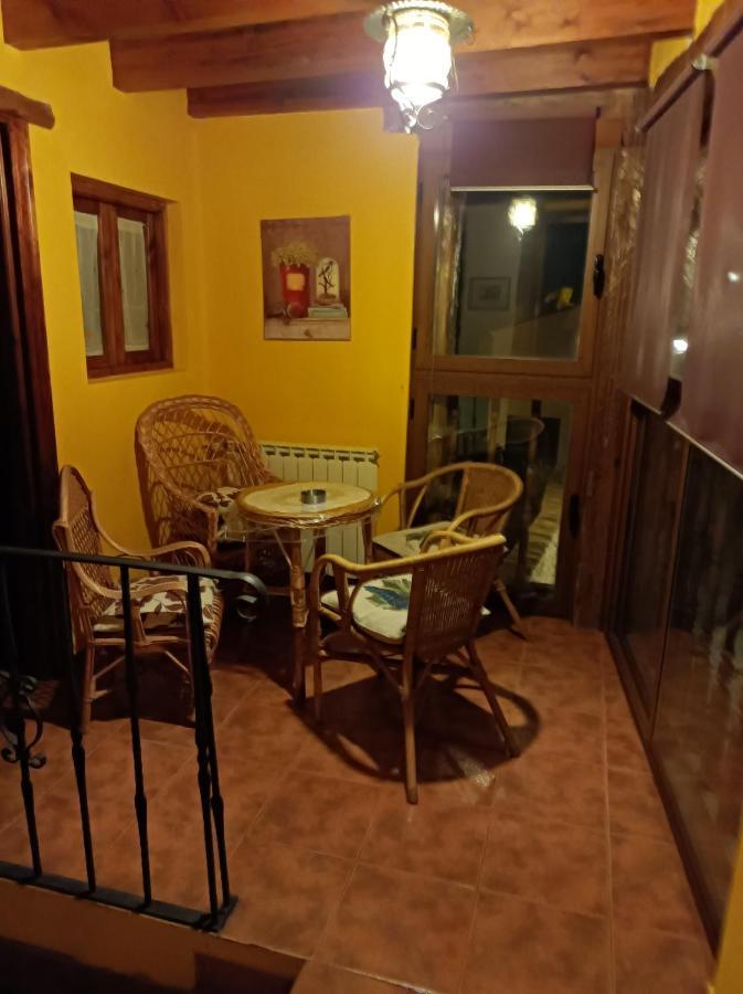 Casa Rural Marina Curiel de Duero Екстер'єр фото